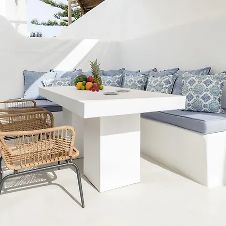 Mykonian Mews Hotel 3*