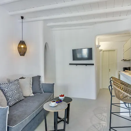 Mykonian Mews Hotel 3*