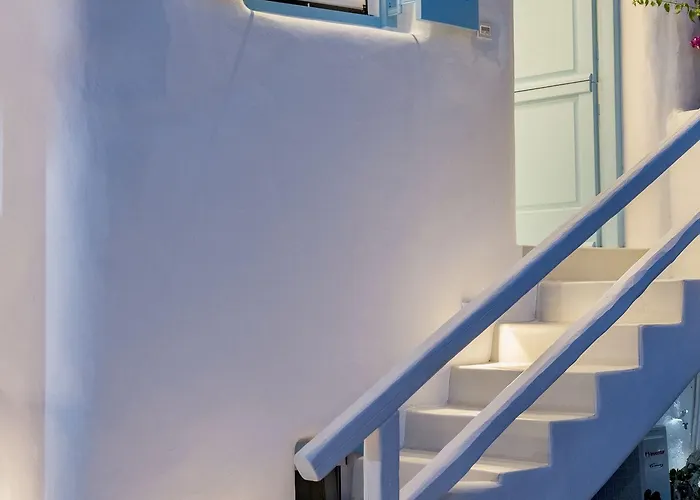 Отель Mykonian Mews