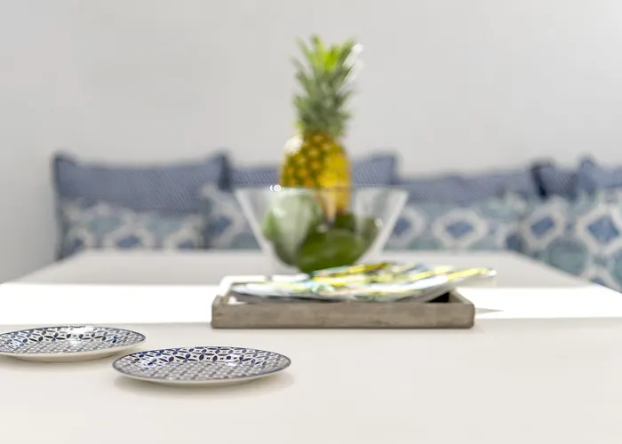 Отель Mykonian Mews