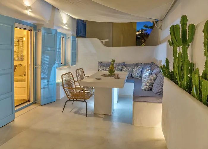 Mykonian Mews Hotel 3*