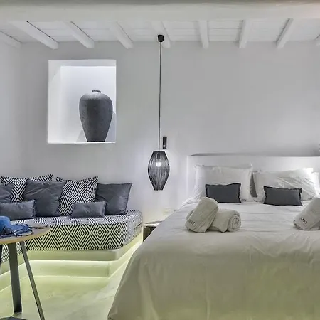 Mykonian Mews 3* بسارو